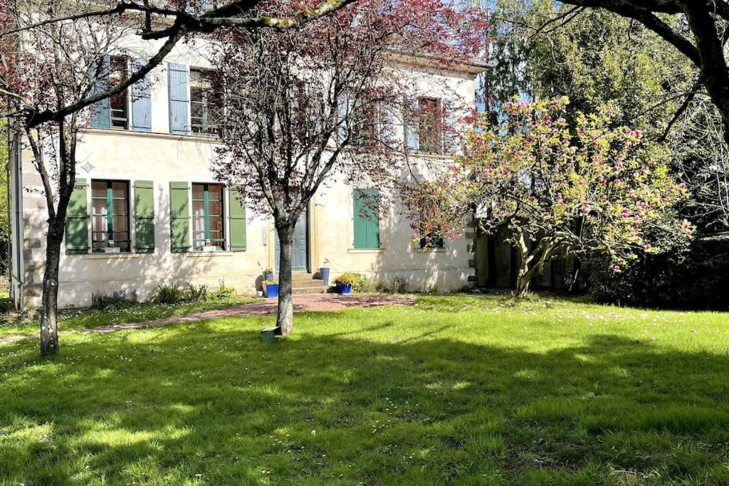 Le Manoir Mermoz : Appartement T2 Tout Equipe Rennes Eksteriør billede